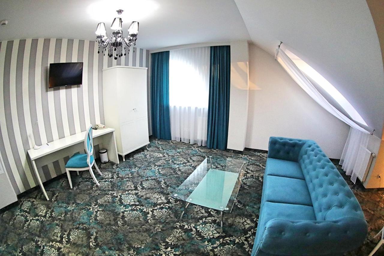 Hotel Lord Радом Экстерьер фото