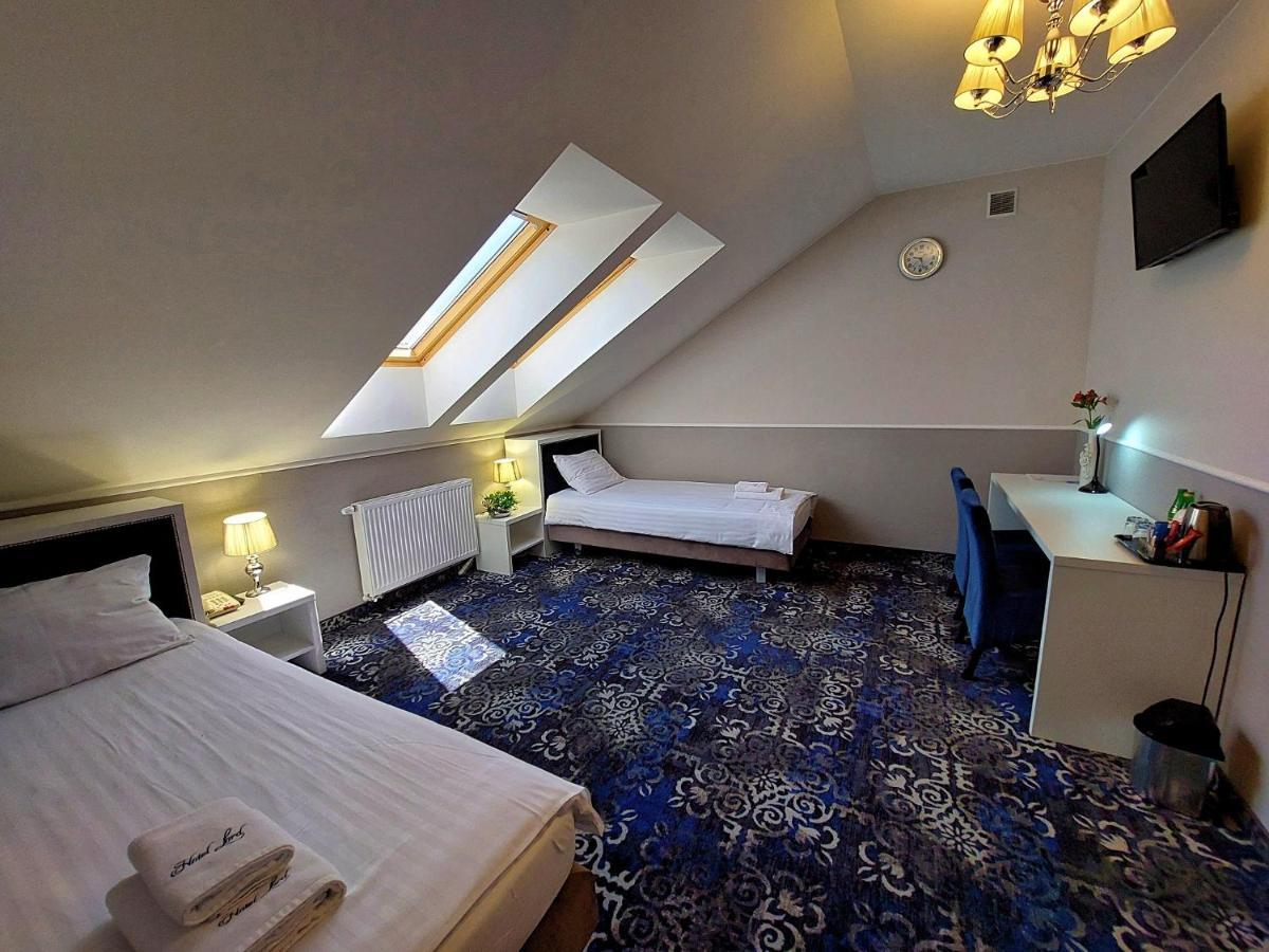 Hotel Lord Радом Экстерьер фото
