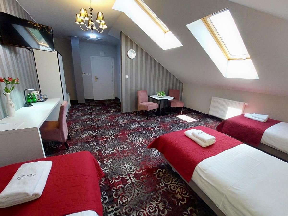 Hotel Lord Радом Экстерьер фото