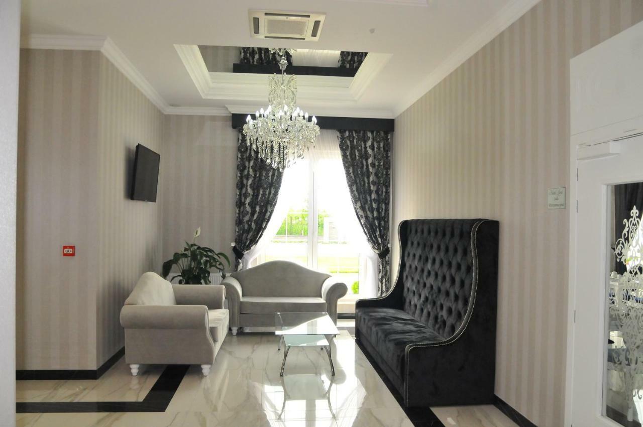 Hotel Lord Радом Экстерьер фото